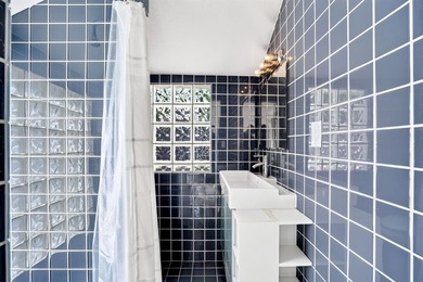Gracefully blending classic Lakewood charm with refined modern - photo 33