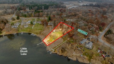 (private lake, pond, creek) Lot Active Under Contract in Jackson Michigan