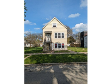 Lake Michigan - Cook County Home Active Under Contract in Chicago Illinois