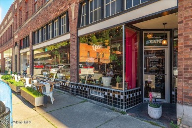 The Blackboard Marketplace &amp; Business Center featuring (5)