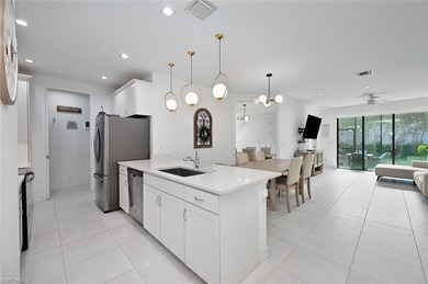 (private lake, pond, creek) Townhome/Townhouse For Sale in Naples Florida