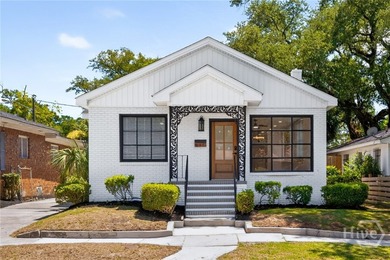 Welcome to this charming 3-bedroom, 2-bath cottage in Savannah - photo 1