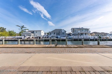 Waterfront opportunity with flexibility and upside for the - photo 13