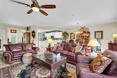 Don't miss this beautifully updated Lilac model overlooking a - photo 15