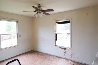 Tucked away on a quiet Cul de Sac in the heart of Corpus Christi - photo 16