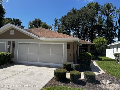 Run don't walk!! come see this clean attached villa with newer - photo 2
