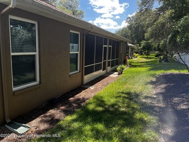 Run don't walk!! come see this clean attached villa with newer - photo 3