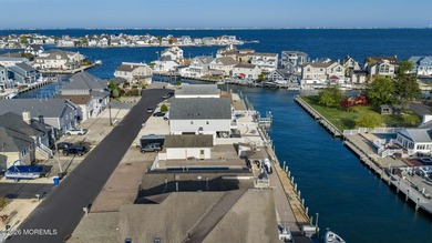 Waterfront opportunity with flexibility and upside for the - photo 24