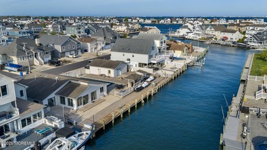 Waterfront opportunity with flexibility and upside for the - photo 25