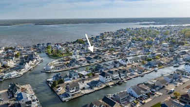 Waterfront opportunity with flexibility and upside for the - photo 27