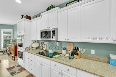 Don't miss this beautifully updated Lilac model overlooking a - photo 32