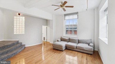 MOTIVATED SELLER: BOUTIQUE OLD CITY CORNER UNIT W/ 2 PRIVATE