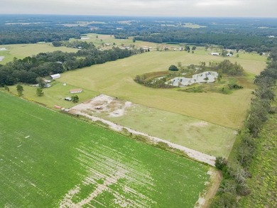 Welcome to this beautiful 57+ acre horse farm offering the - photo 50