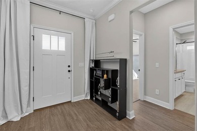 This inviting single-story home offers 3 bedrooms and 2.5 - photo 3