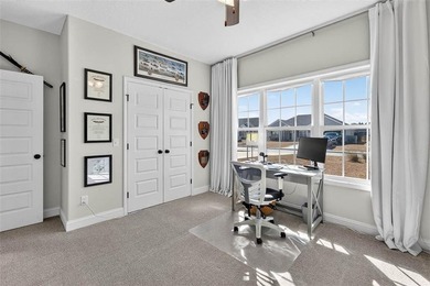 This inviting single-story home offers 3 bedrooms and 2.5 - photo 5