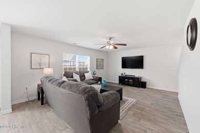 $5,000 buyer incentive plus 1 year home warranty!! Welcome to - photo 15