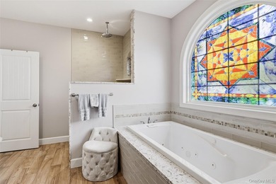 Welcome to 34 Meadow Lane in Amityville. This expansive - photo 18