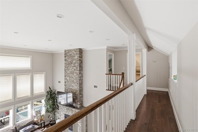 Welcome to 34 Meadow Lane in Amityville. This expansive - photo 20