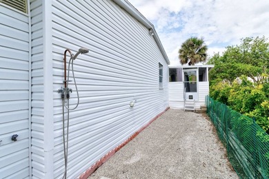 Welcome to your Florida dream lifestyle in the highly desirable - photo 29