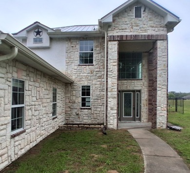 Spring Creek Subdivision of Emory Tx ! This home offers both - photo 1