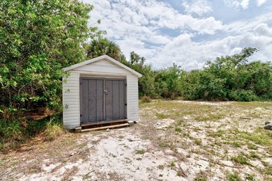 Welcome to your Florida dream lifestyle in the highly desirable - photo 31