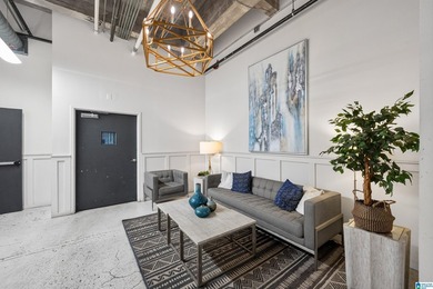 Experience downtown living in Birmingham's Franklin Building - photo 9
