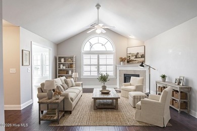 IMMEDIATE OWNERSHIP AVAILABLE! Nestled inside the beautiful - photo 4