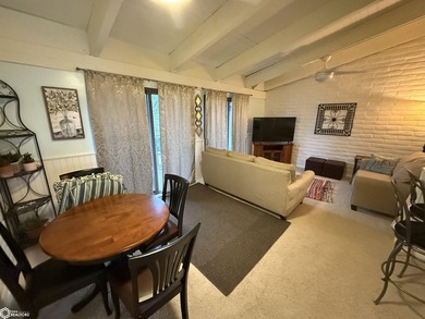 Nicely updated 1 bedroom + loft with LAKE ACCESS! Remodeled - photo 11