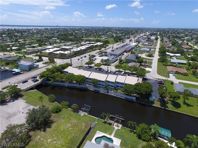 Prado Place is a two story multi tenant, with Gulf access - photo 6