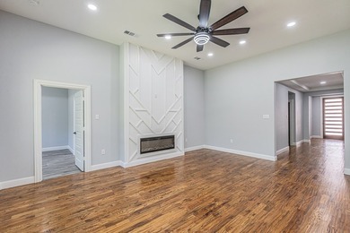 Welcome to your custom built retreat in the heart of Runaway Bay - photo 8