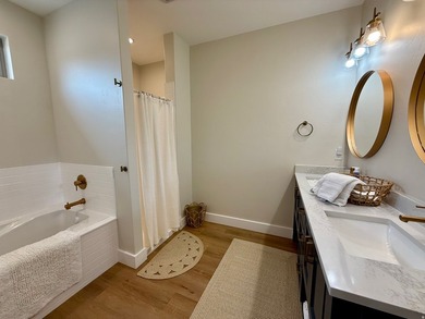 NIGHTLY RENTAL IN BEAUTIFUL BEAR LAKE! Fully stocked *Turn Key* - photo 21