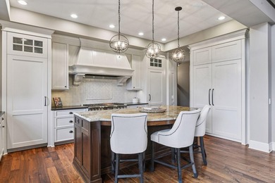 Perfectly situated in high-demand Wayzata/Lake Minnetonka, this - photo 27