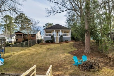ADORABLE cottage in much loved Pecan Slough!!! This one story 2 - photo 8