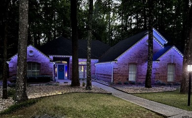 This home in the gated Hideaway Lake will impress the most - photo 32