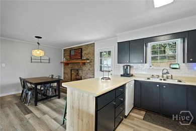 Rare find on Oatland Island! This beautifully updated all-brick - photo 10