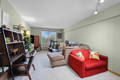 Welcome to Harbor House, where convenience, comfort, and - photo 12