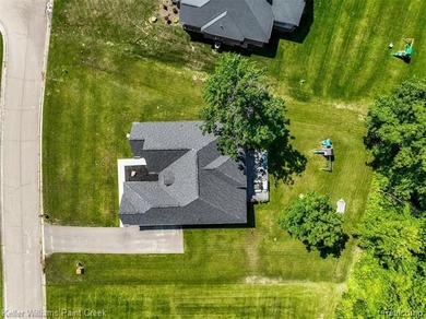 Perfectly positioned and surrounded by breathtaking natural - photo 34