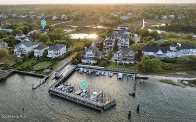 This coastal-designed 4 BR, 3.5 bath residence is a perfect home - photo 4