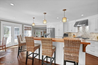 This coastal-designed 4 BR, 3.5 bath residence is a perfect home - photo 10