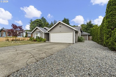 Well maintained and ready to move into. Great location near - photo 3