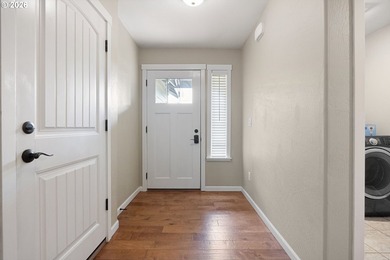 Well maintained and ready to move into. Great location near - photo 5