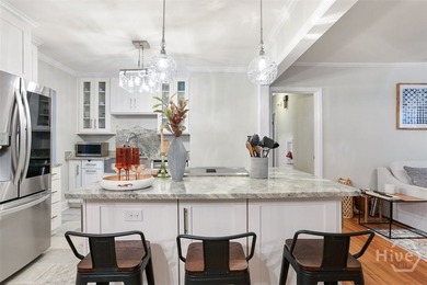 Renovated brick ranch in Kensington Park with serious - photo 8