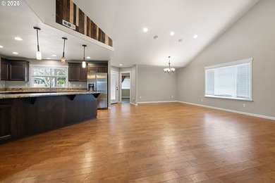 Well maintained and ready to move into. Great location near - photo 10