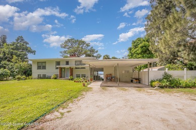 Stunning Indian River estate on coveted South Tropical Trail - photo 3