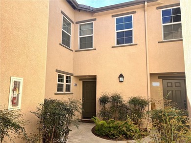 Lake Condo For Sale in Winchester, California