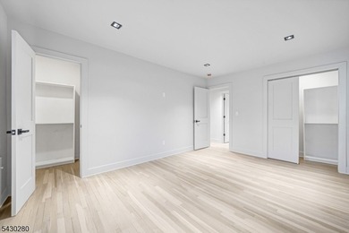 Beautiful renovated 3 bedroom, 2bath home in West Milford, just - photo 18