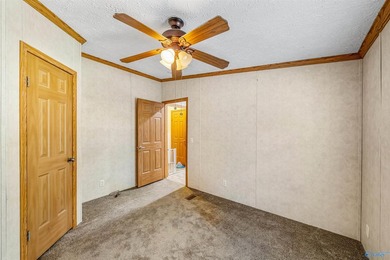 Tucked away near Weiss Lake, this home offers the kind of - photo 20