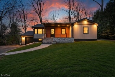Beautiful renovated 3 bedroom, 2bath home in West Milford, just - photo 35