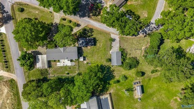 Tucked away near Weiss Lake, this home offers the kind of - photo 35