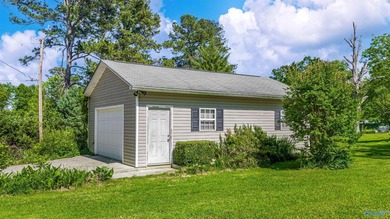 Tucked away near Weiss Lake, this home offers the kind of - photo 40